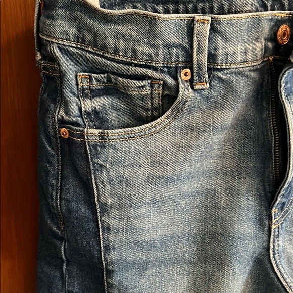 GAP High Rise Blue Jeans for Women - Picture 4 of 6